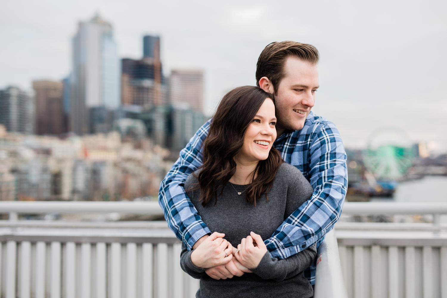 Seattle-waterfront-engagement-session